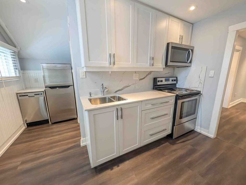 49 Thorold Rd - Photo 7 of 15