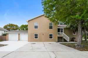 featured image of 1400 Poinsettia Ave