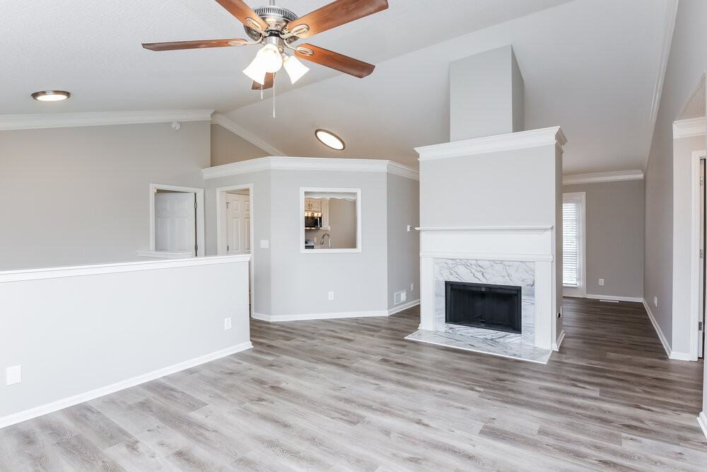 215 Ashland Manor Dr - Photo 5 of 17