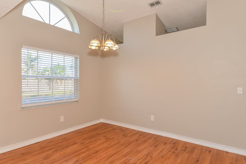 12914 Astorwood Pl - Photo 4 of 16