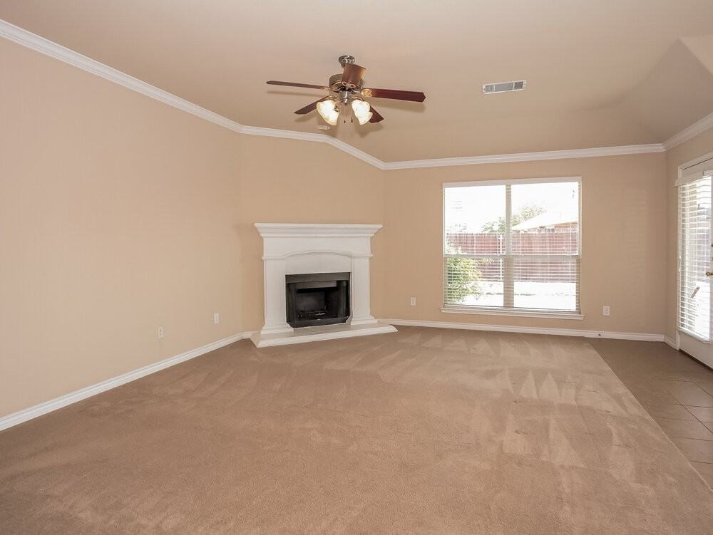 1352 Barrel Run - Photo 2 of 12