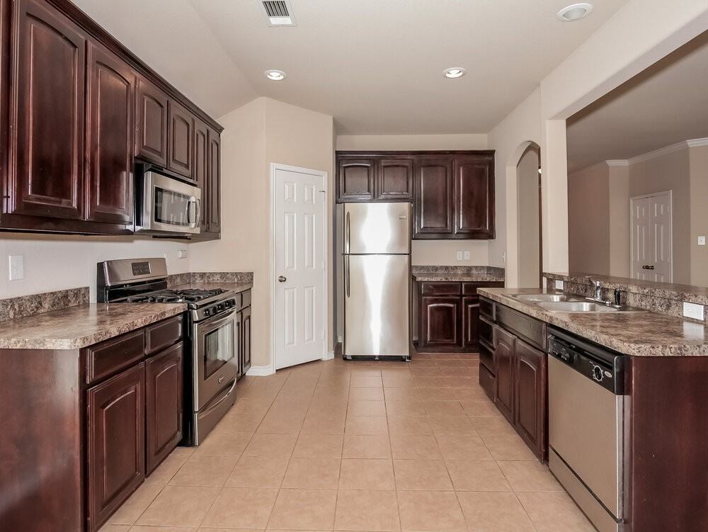 1352 Barrel Run - Photo 5 of 12