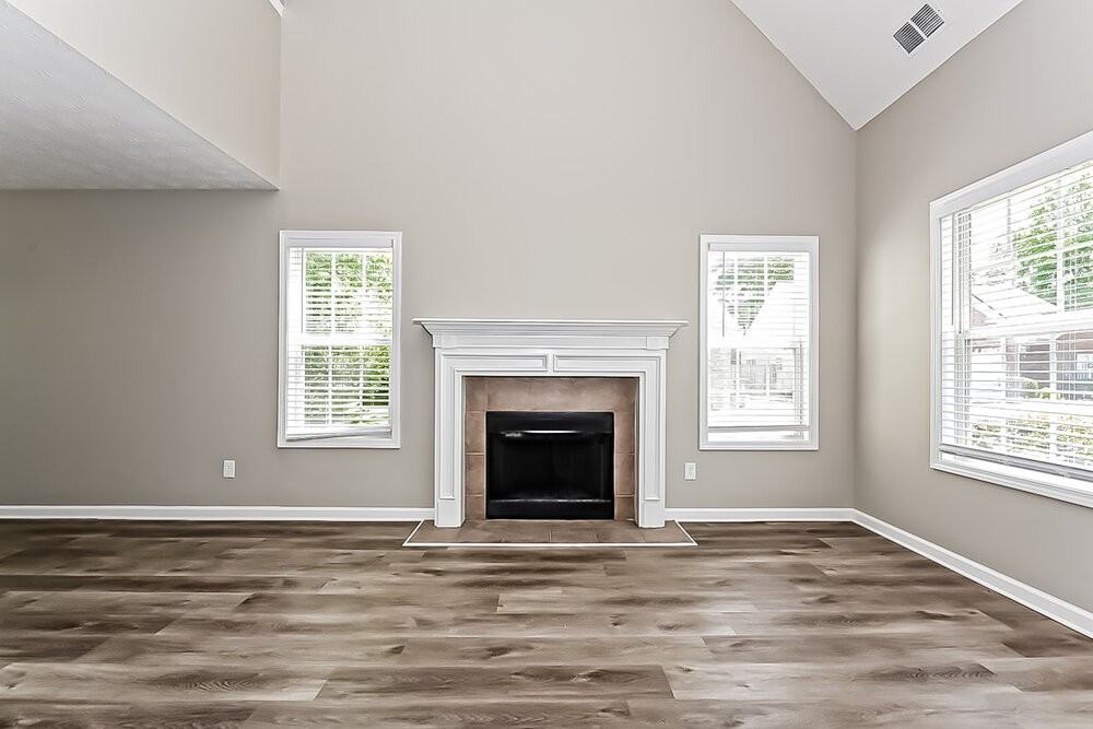 216 Rivergate Ct - Photo 4 of 17