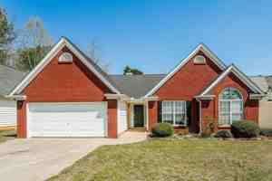 featured image of 920 Glen Oaks Ln