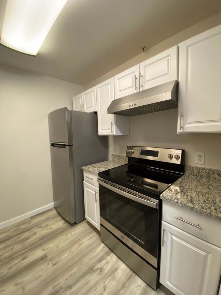 Border City Mills Apartments - Photo 4 of 17