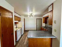 featured image of 1216 N Point Dr