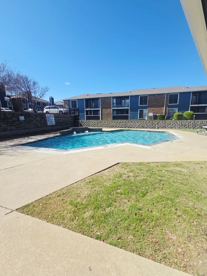 1823 S Las Vegas Trl #22 - Photo 2 of 12