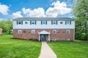 featured image of 411 N Duke St Apt B