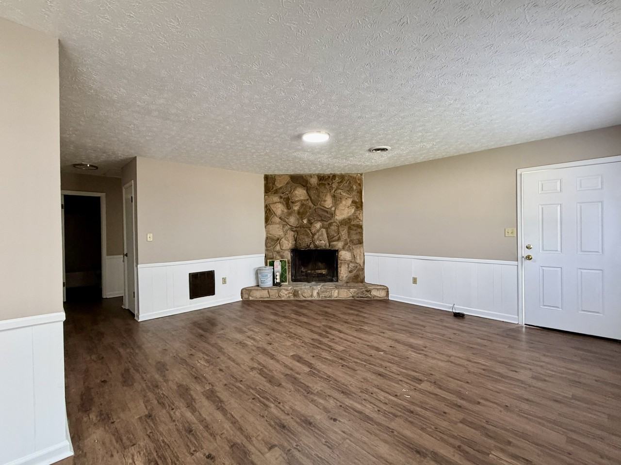 122 Parkridge Dr #NA - Photo 2 of 11