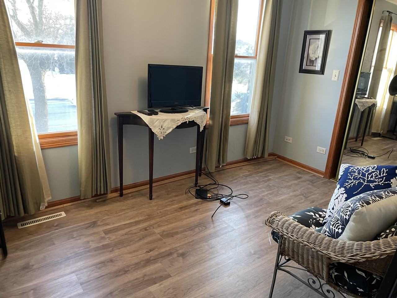 1537 Brookdale Rd #NA - Photo 6 of 6