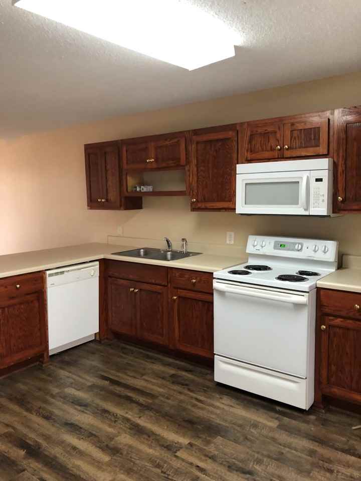 209 Springfield Cir #B - Photo 4 of 12