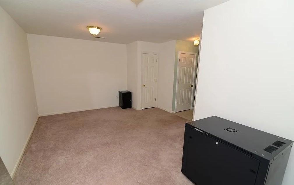 455 Madison Dr #NA - Photo 5 of 35