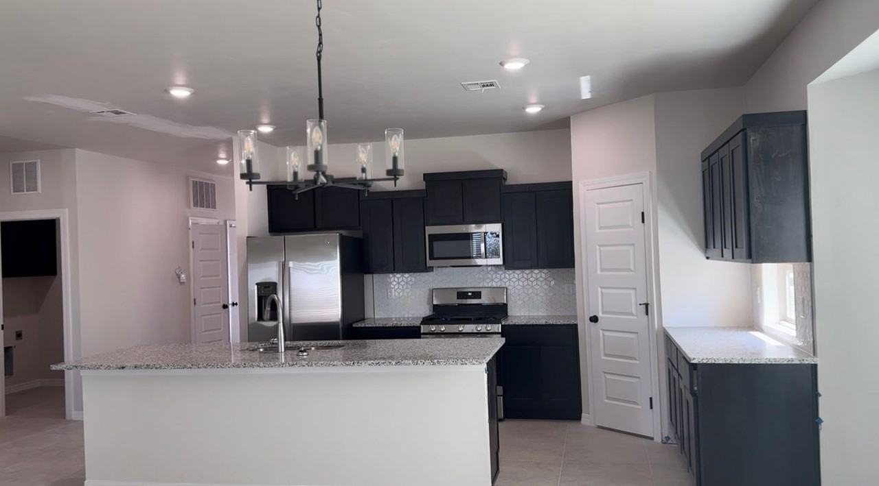 7409 Scarlet Oak Pl #NA - Photo 2 of 10