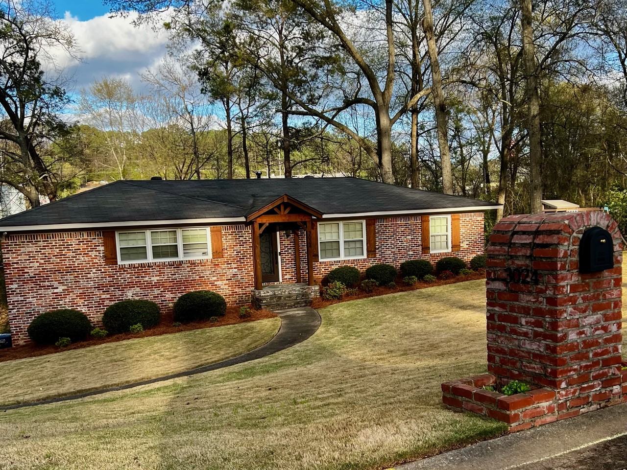 3024 Whispering Pines Cir #NA - Photo 2 of 29