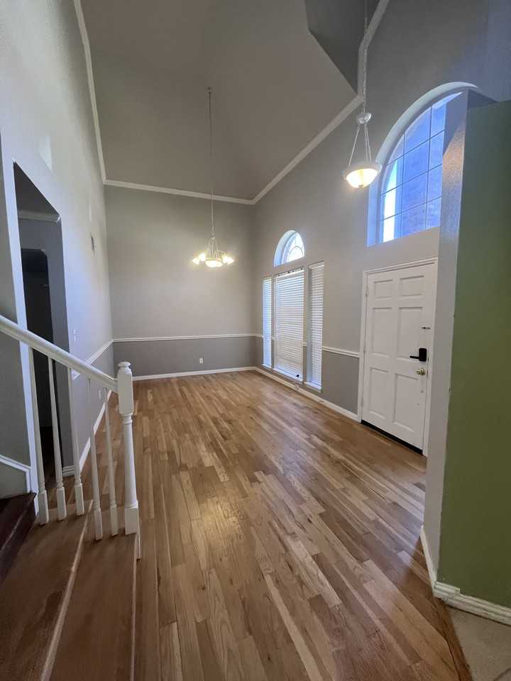 2409 Havard Oak Dr #NA - Photo 4 of 20