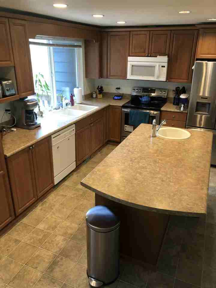 13310 Ne 74th St - Photo 4 of 20