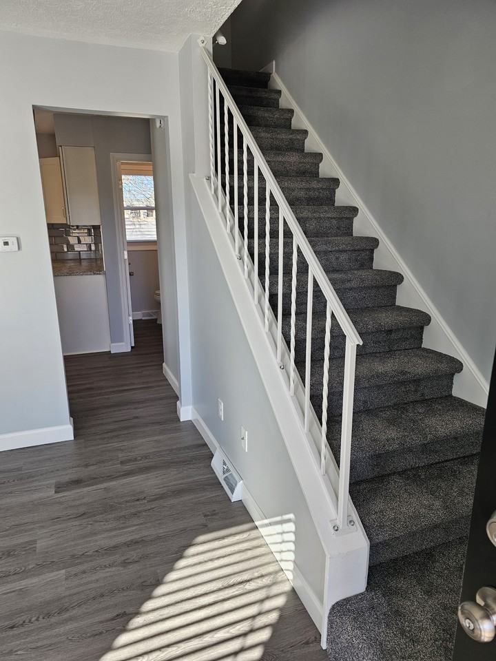 5604 1/2 Madrid Dr #5604-1-2 - Photo 3 of 27