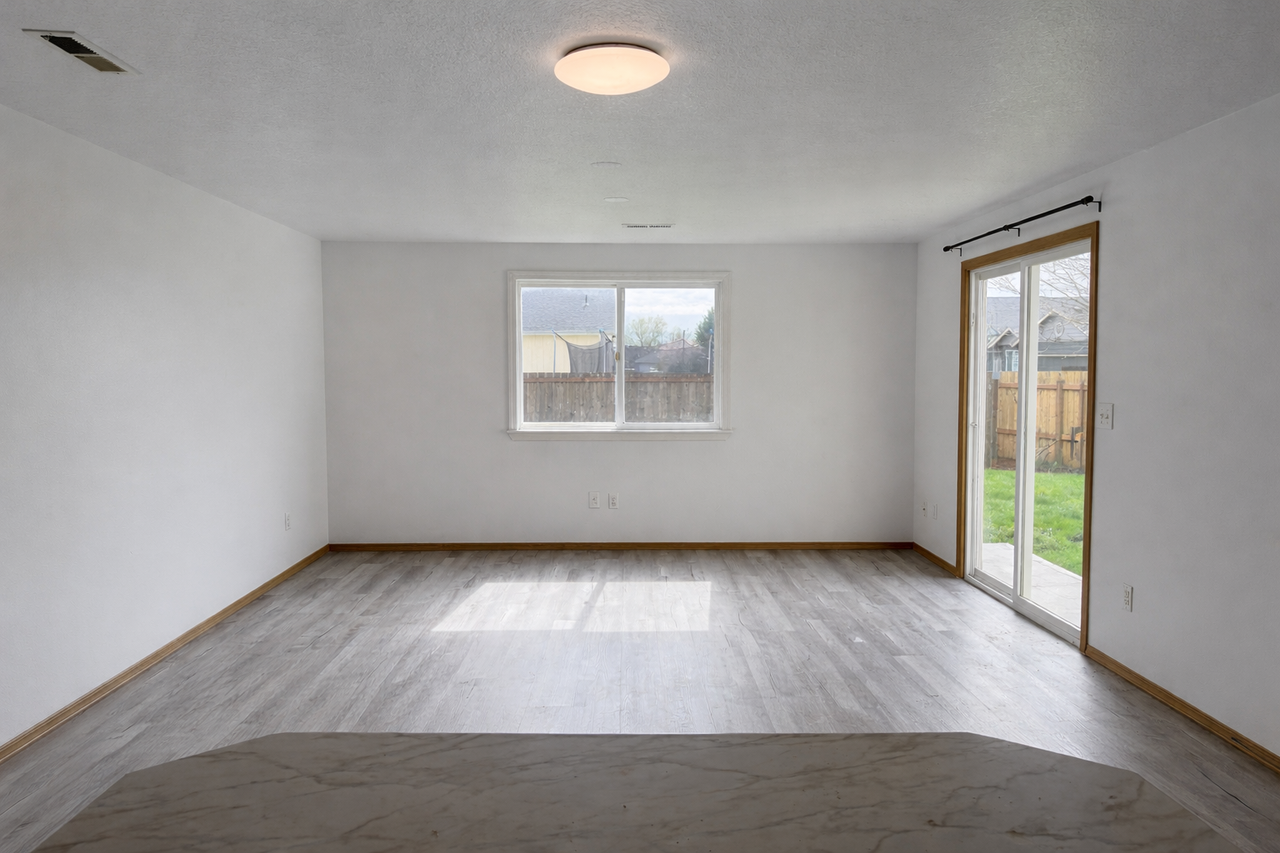 16305 Ne 80th St #NA - Photo 7 of 17