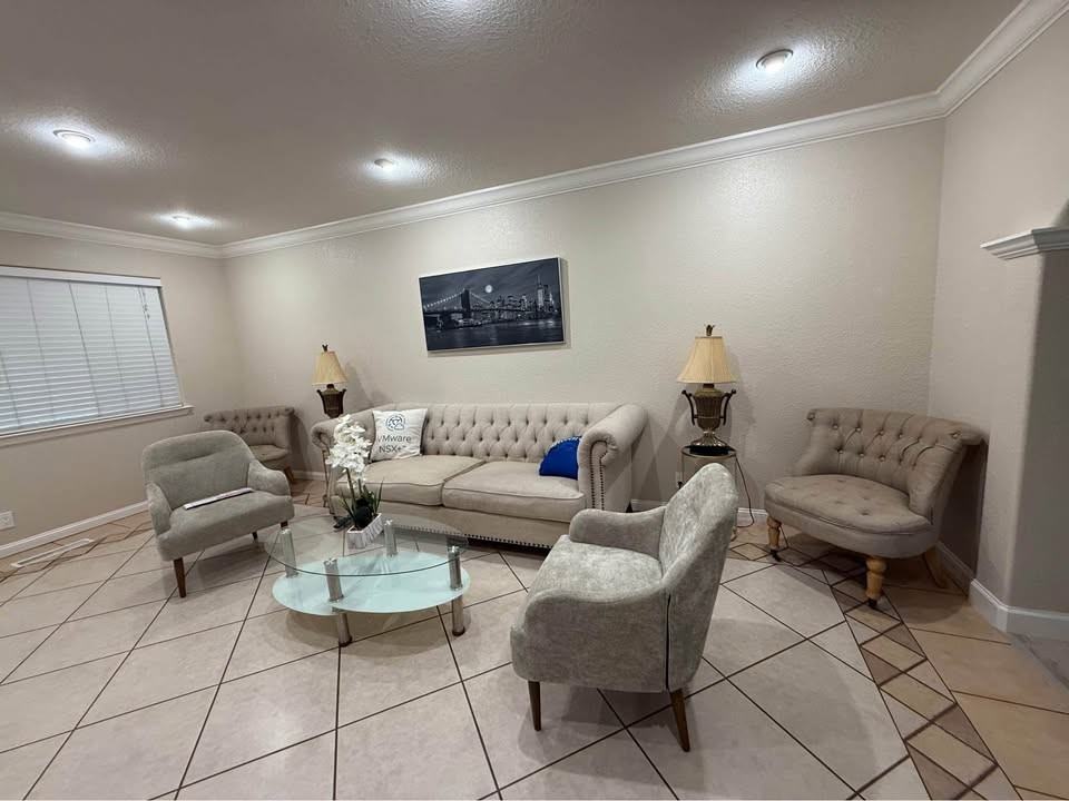 3334 Dias Dr #4 - Photo 2 of 6