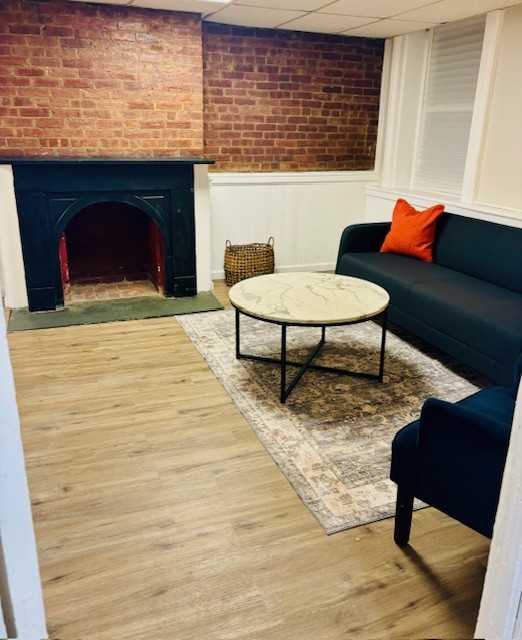 367 Madison Ave - Photo 2 of 15