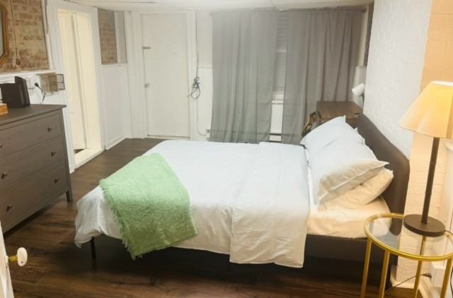 367 Madison Ave - Photo 7 of 15