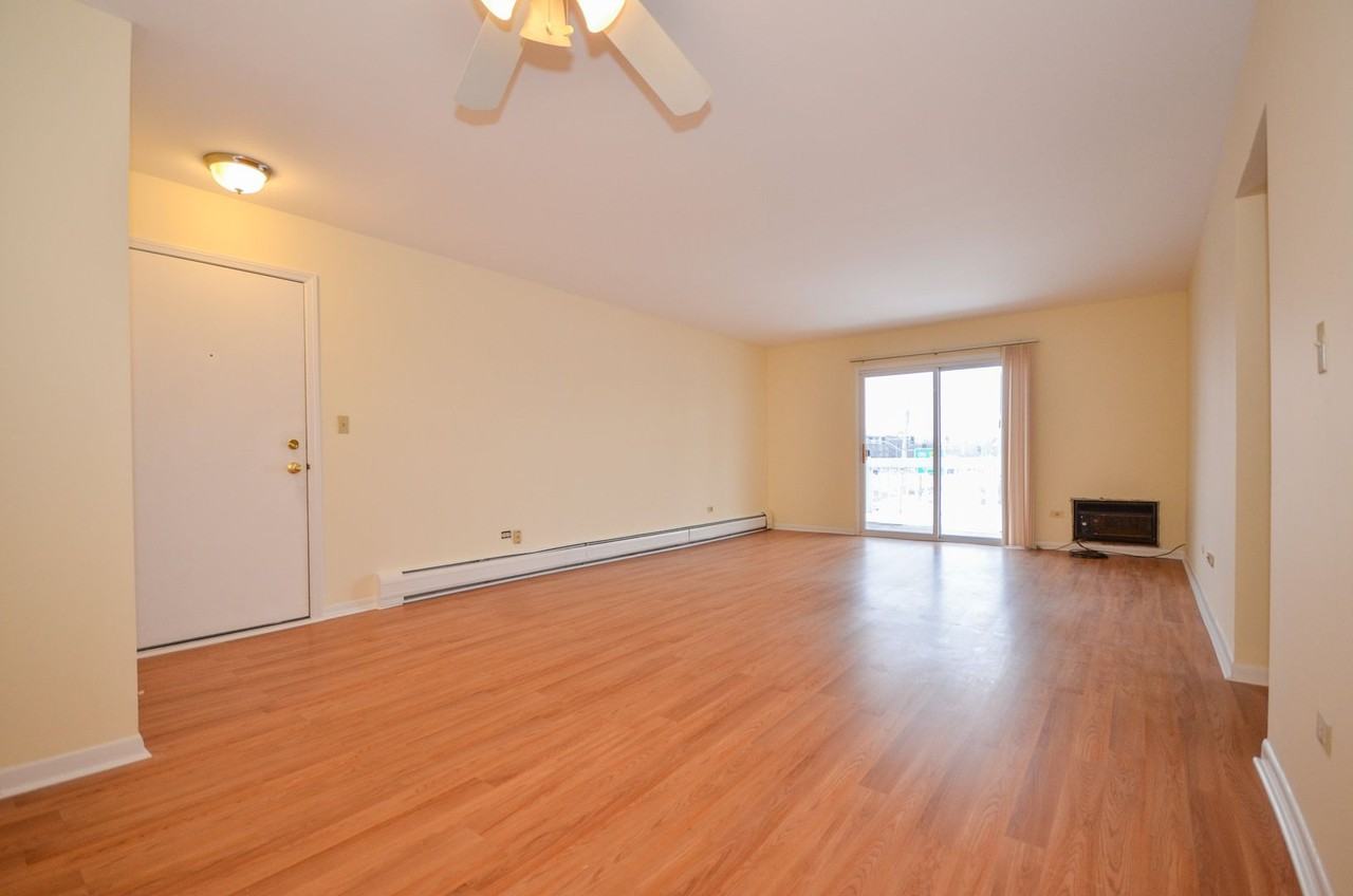 Maple Apts - Photo 7 of 15