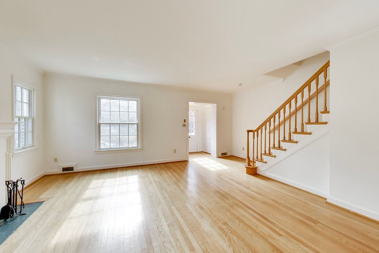 5138 Nebraska Ave Nw - Photo 7 of 40