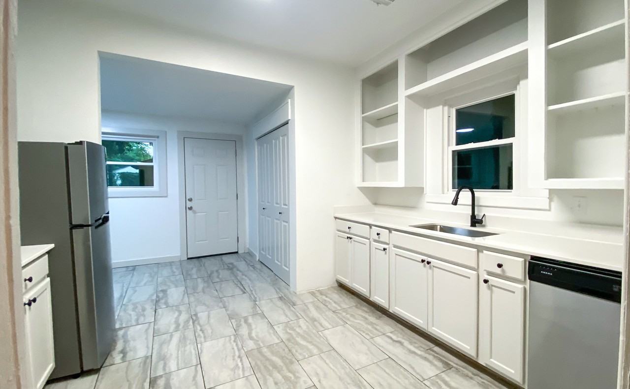 44 S Florence Ave #NA - Photo 4 of 18