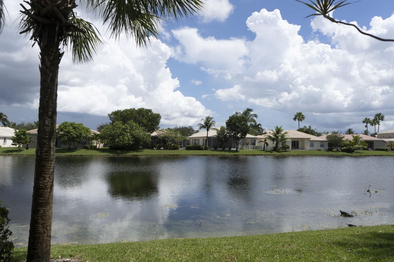 769 Nw 170th Ter #NA - Photo 6 of 50