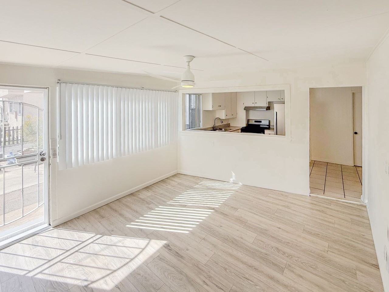 3147 Boundary St - Photo 2 of 8