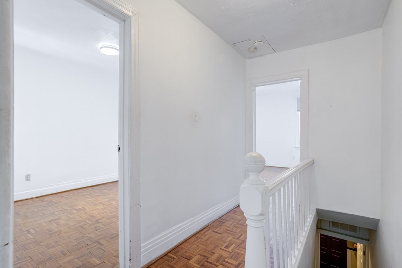 Ossington Ave & Davenport Rd #2nd - Photo 2 of 15