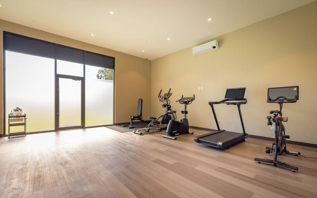 Crestwood - Photo 5 of 13