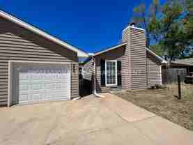 408 S Woodchuck Ln - Photo 1 of 1