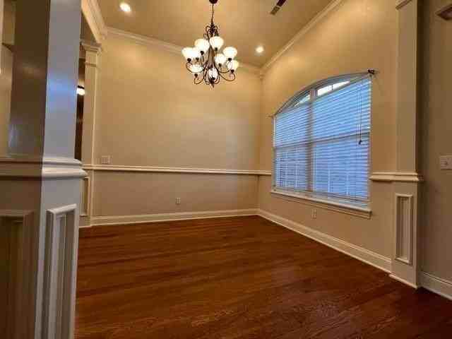 1042 Tarah Knolls Cir - Photo 6 of 21