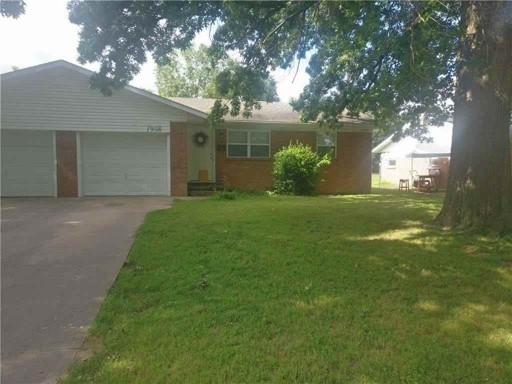 Westwood Ave - Photo 3 of 18