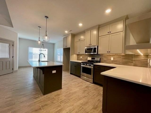 912 Cook Ln - Photo 7 of 22