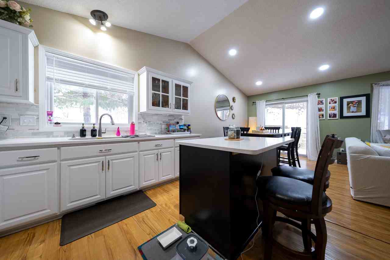 1574 Stephanie Cir #1 - Photo 4 of 30