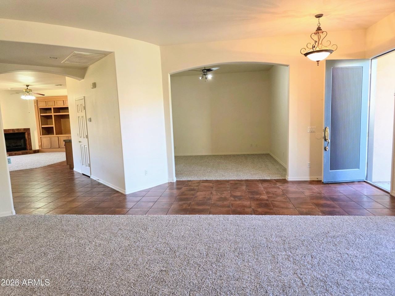 1021 W Horseshoe Ave - Photo 2 of 8