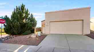 574 Duchess Dr - Photo 1 of 1