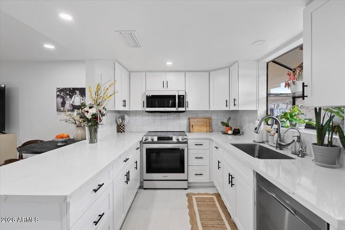 4835 E Mcneil St Unit 3 - Photo 5 of 17