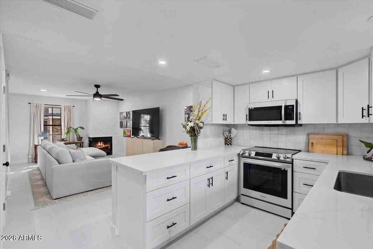 4835 E Mcneil St Unit 3 - Photo 6 of 17