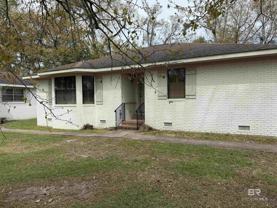 106 S Beech St - Photo 1 of 1