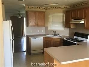 3740 Marielene Cir - Photo 3 of 15