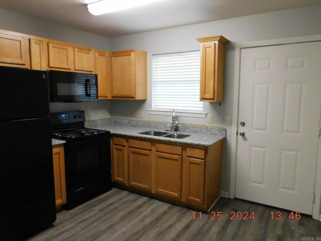 21 Thorn Cemetery Road - Photo 6 of 10