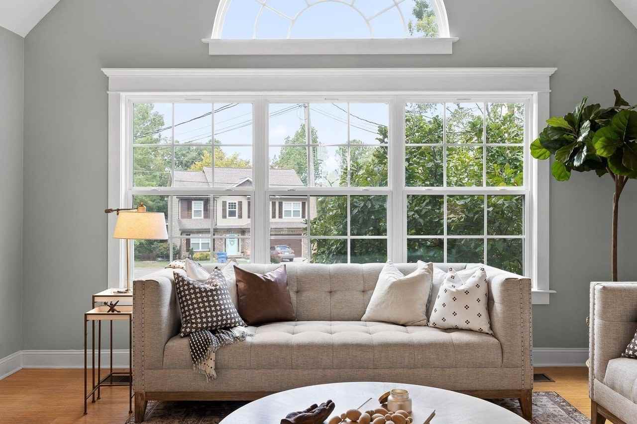 2124 Burnt Hickory Drive - Photo 4 of 25