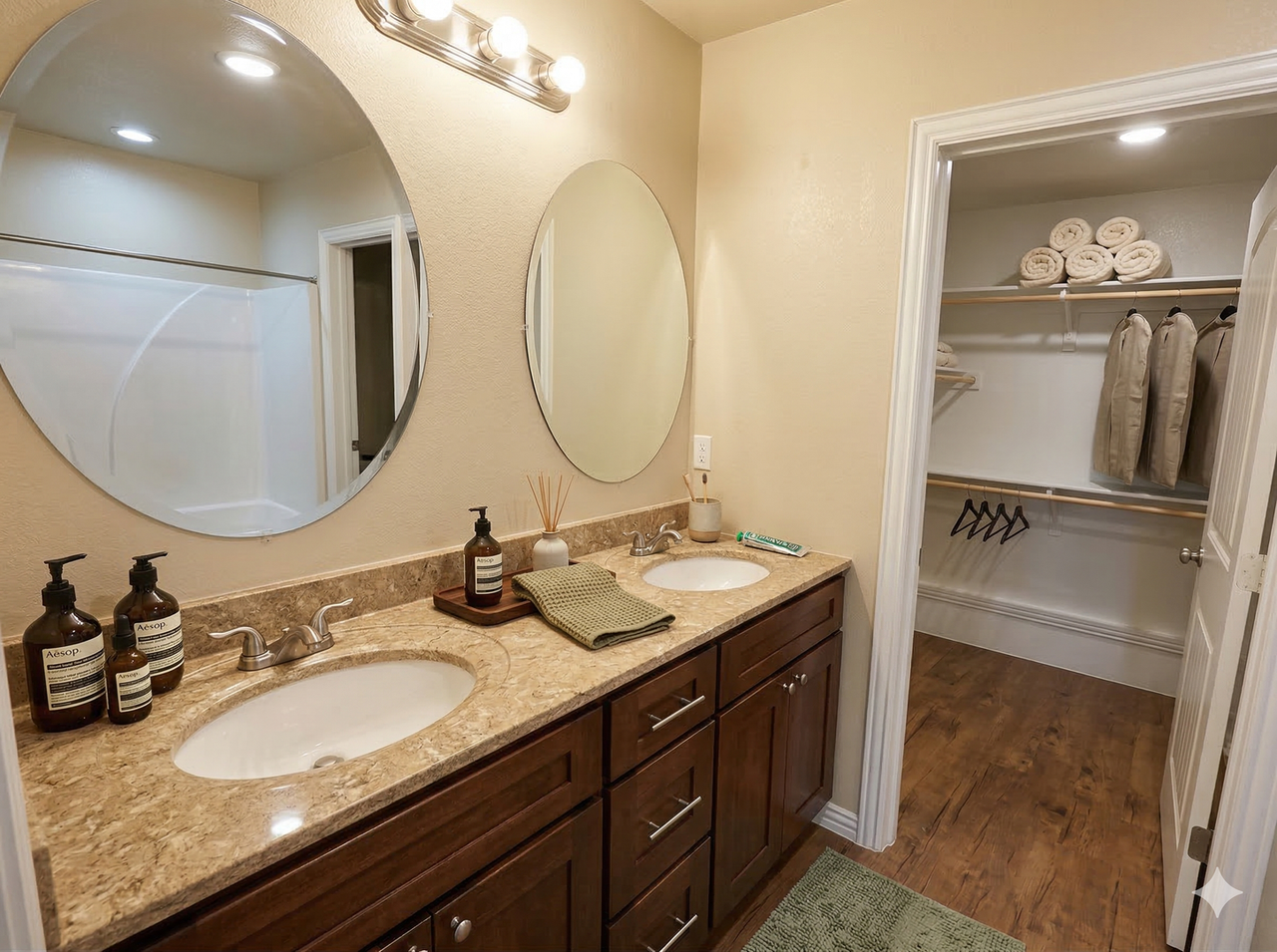 138 Glenbrook Dr - Photo 3 of 7