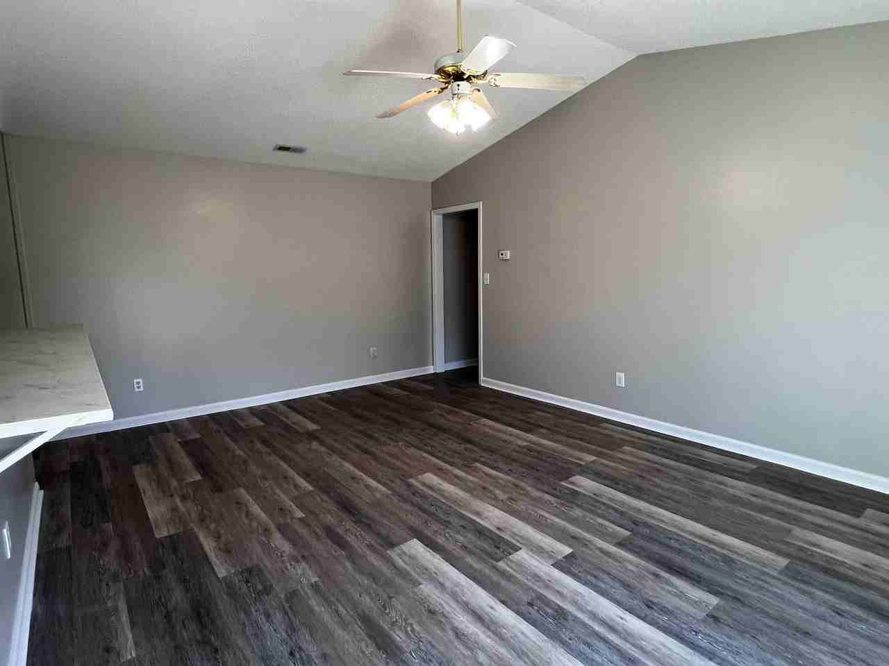 144 Charlton Rd - Photo 3 of 11