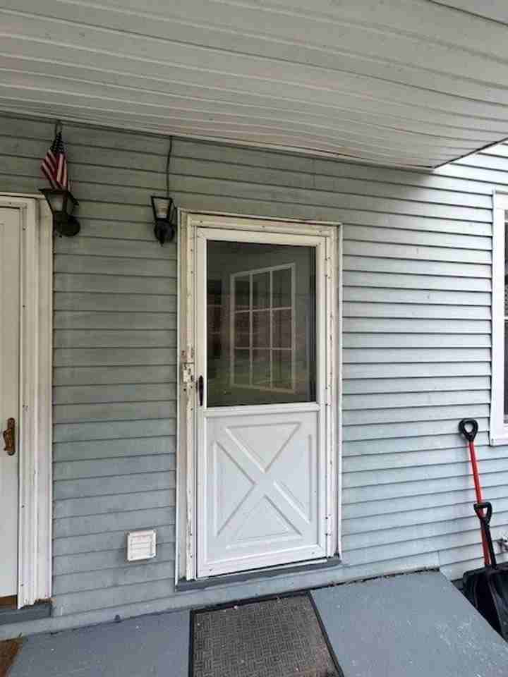 576 Slateford Rd - Photo 3 of 9