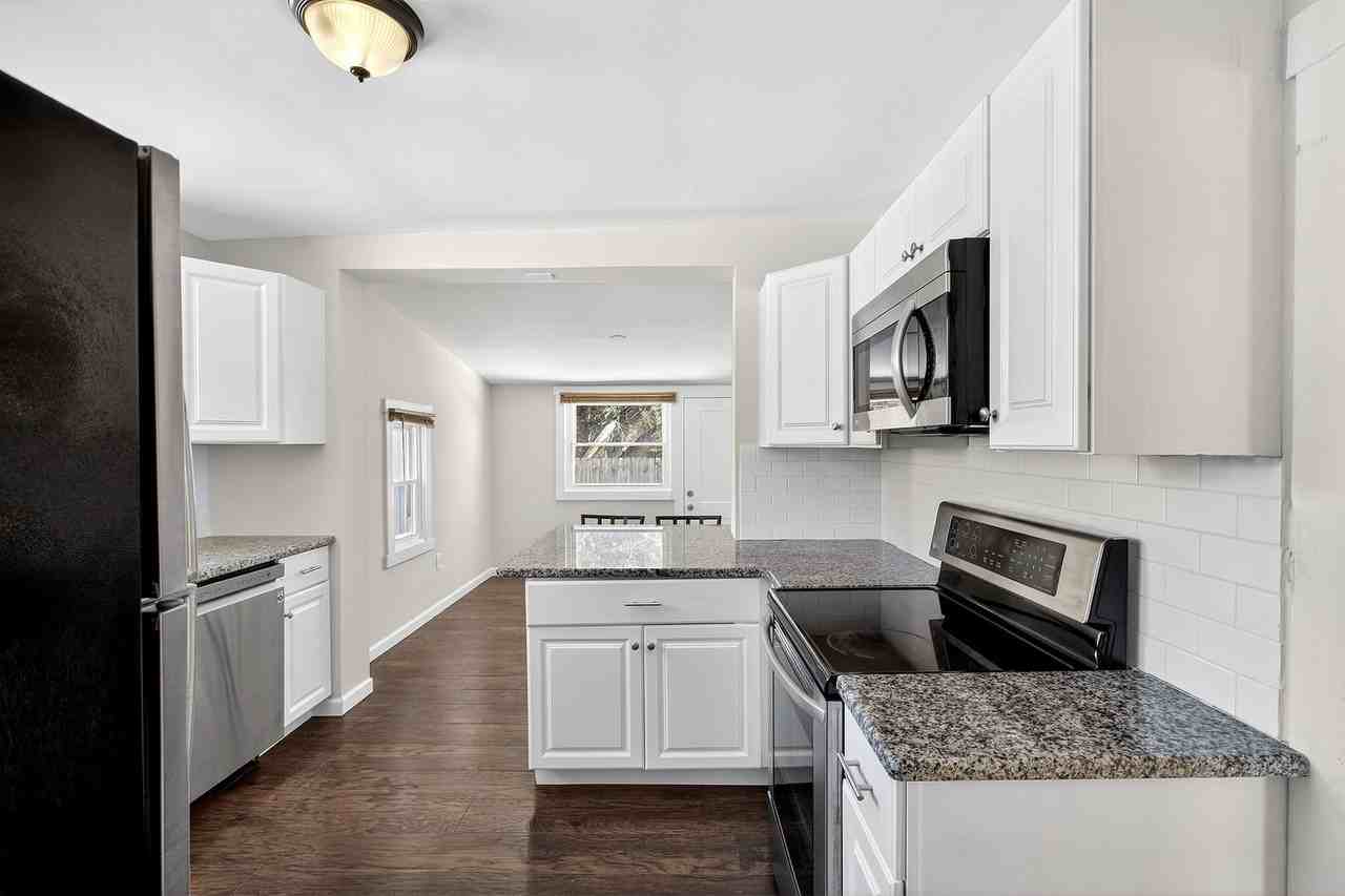 245 W Champlain Ave - Photo 7 of 16