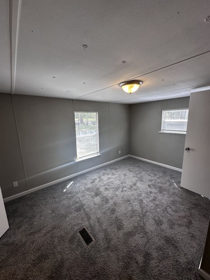 3252 Colham Ferry Rd - Photo 7 of 11